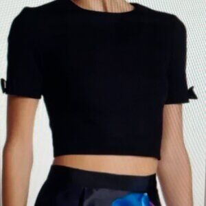 Ted Baker London Black Short Sleeve Crop Top With Bow Details & Gold Zipper